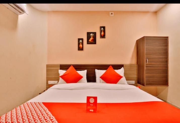 Hotel Nilkanth Inn Halol ภายนอก รูปภาพ