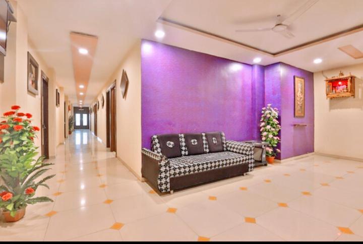 Hotel Nilkanth Inn Halol ภายนอก รูปภาพ
